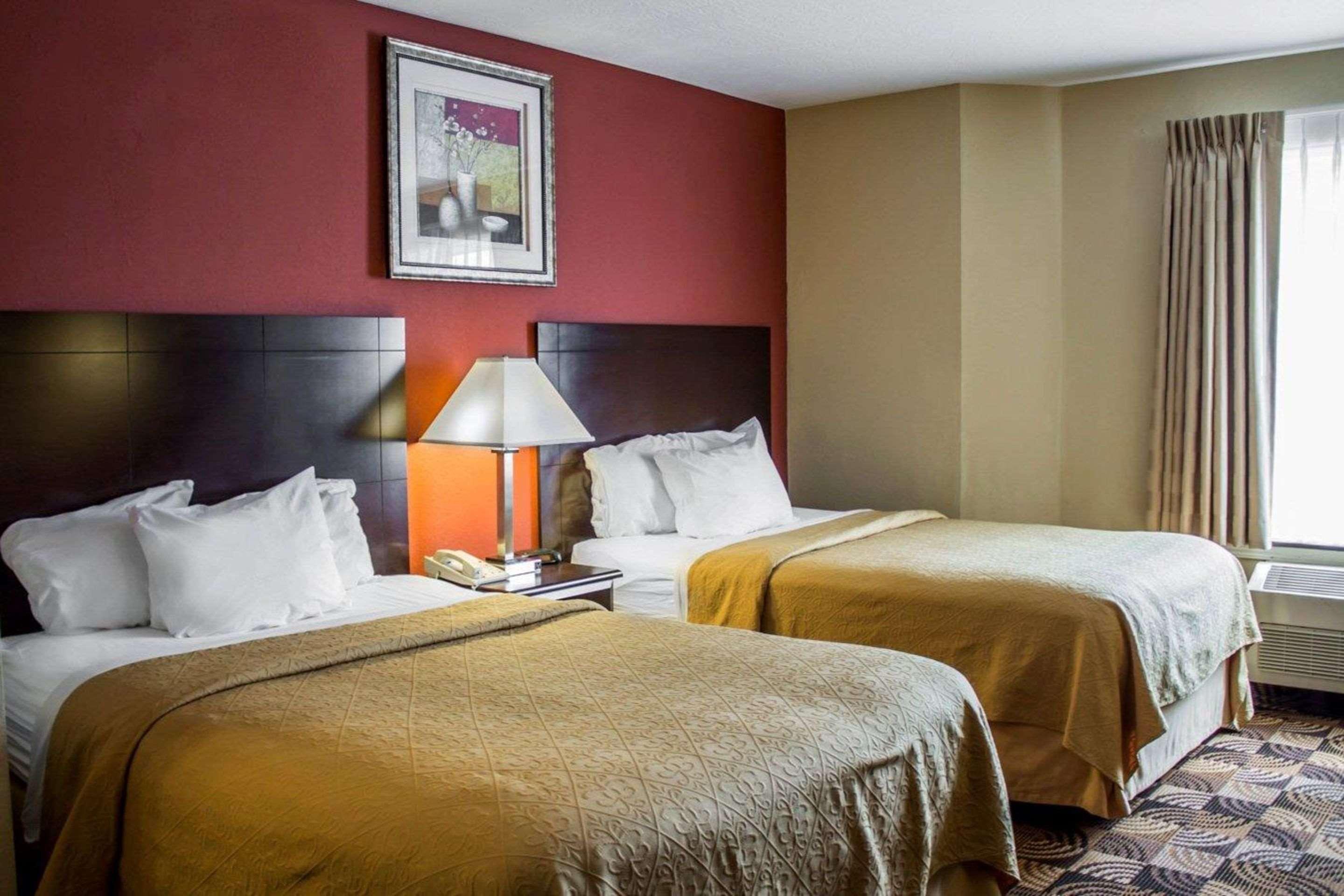 Quality Inn Brunswick Cleveland South Buitenkant foto