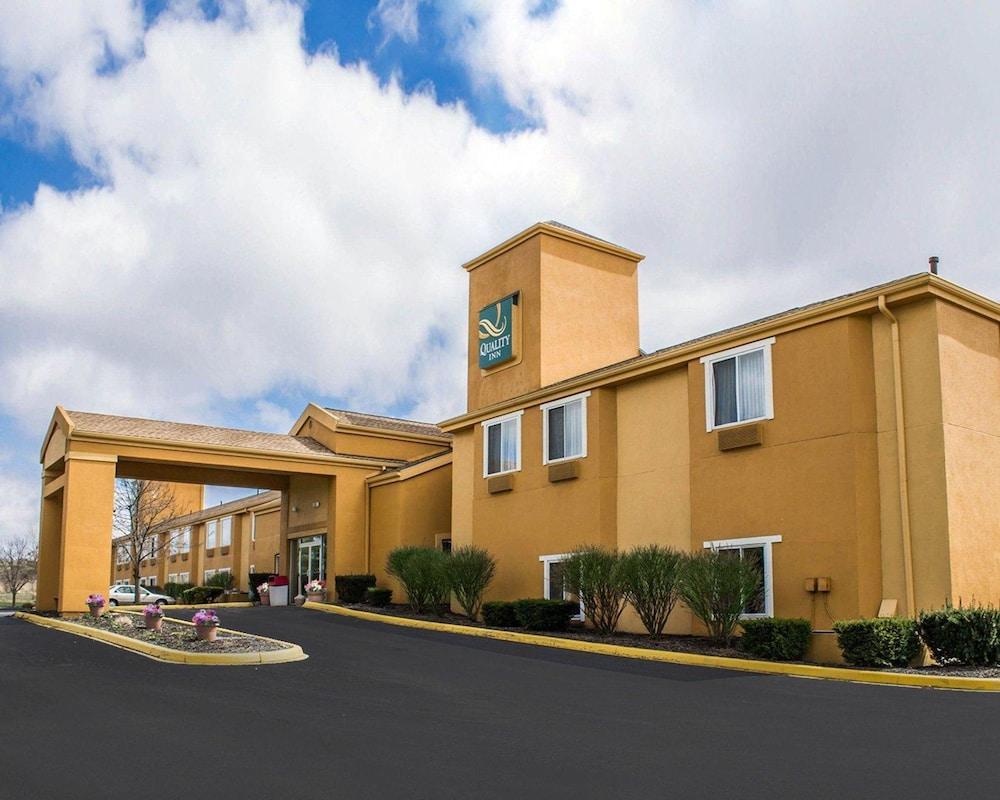 Quality Inn Brunswick Cleveland South Buitenkant foto