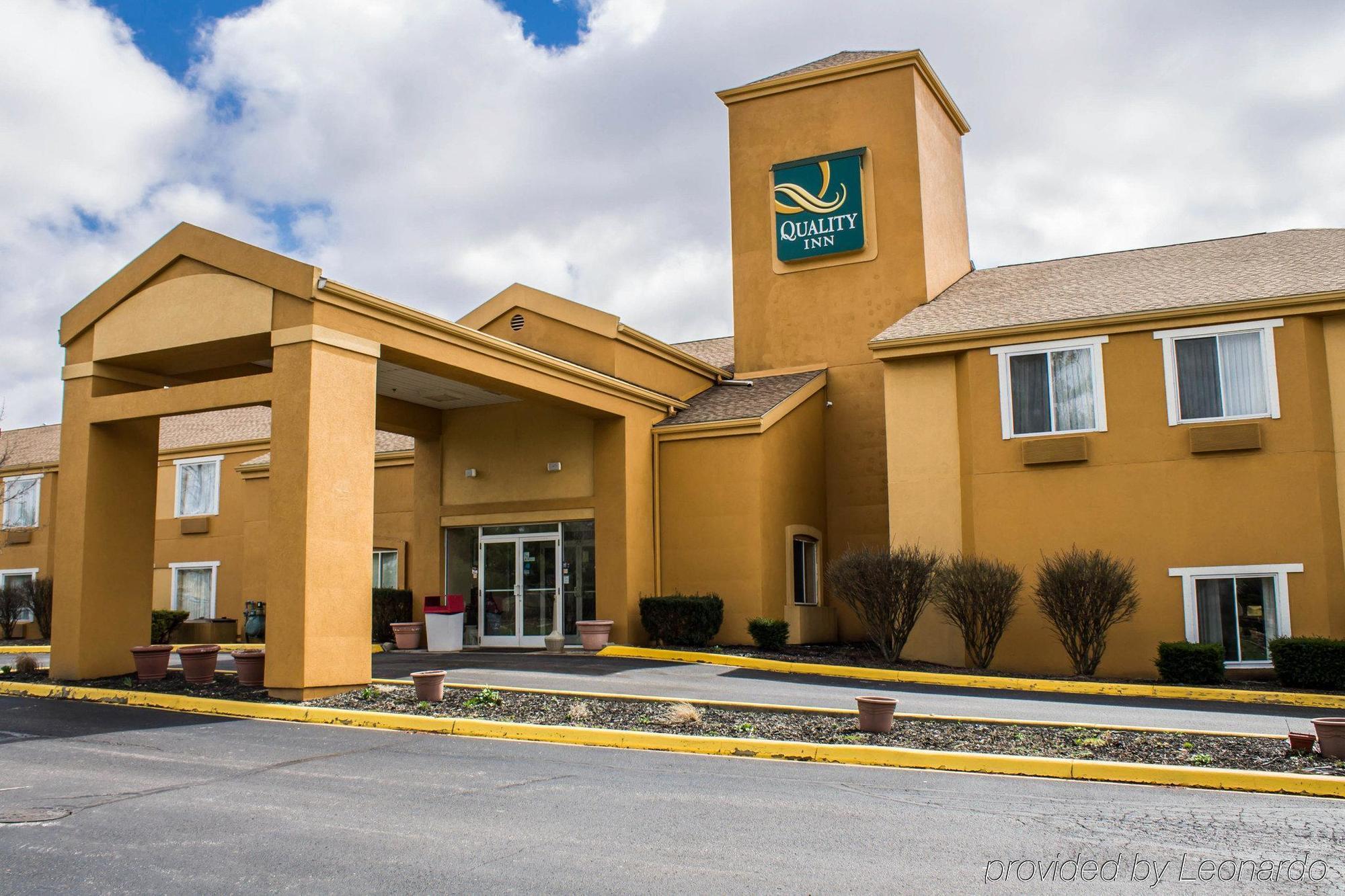 Quality Inn Brunswick Cleveland South Buitenkant foto