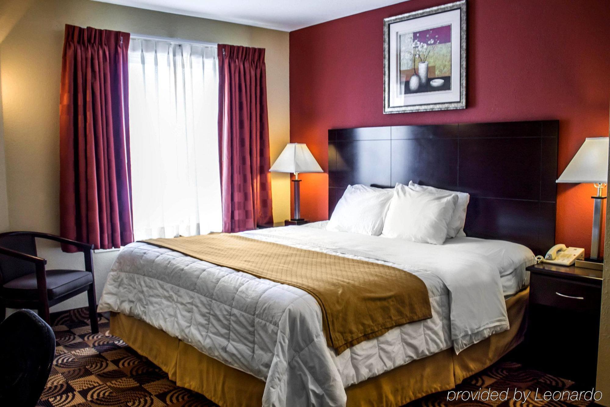 Quality Inn Brunswick Cleveland South Buitenkant foto